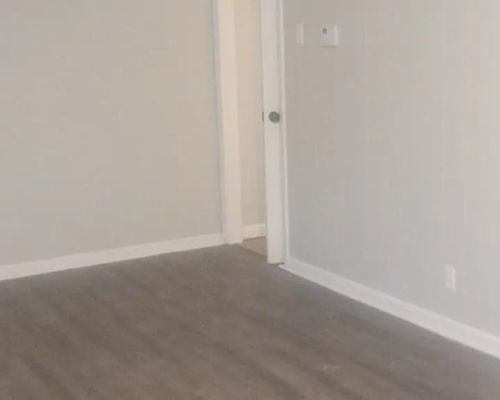 2228 N Alexander St — Photo 16