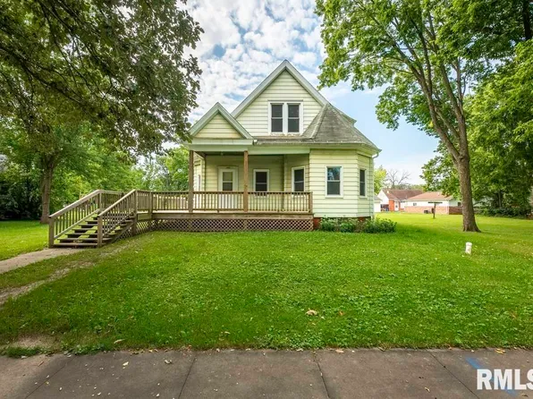 303 E Washington St, Avon, IL 61415