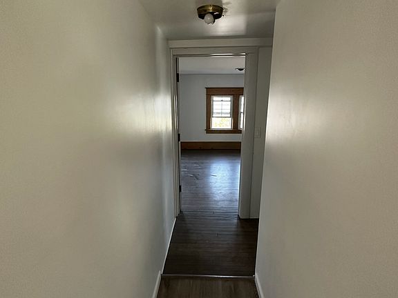 5th image of 685 Washington Ave #3