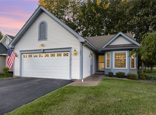 171 Cranbrook Ter, Webster, NY 14580