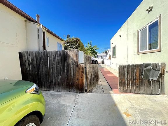 3rd image of 3832-36 47th St