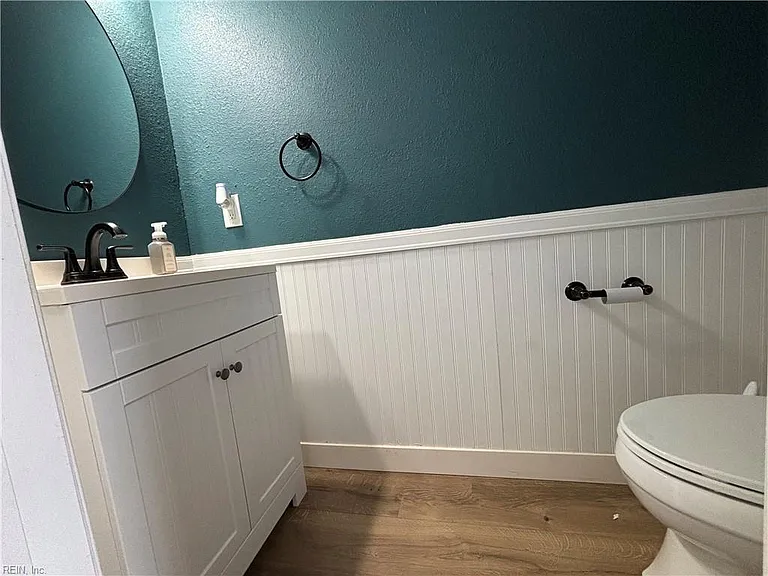 3145 Crestwood Ln — Photo 5