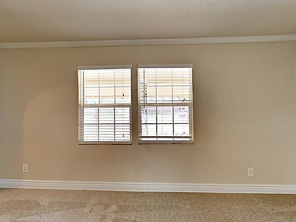 5th image of 2770 Cedarcrest Dr