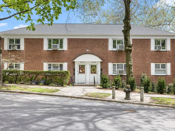 220-04 Stronghurst Ave #L, Queens Village, NY 11427