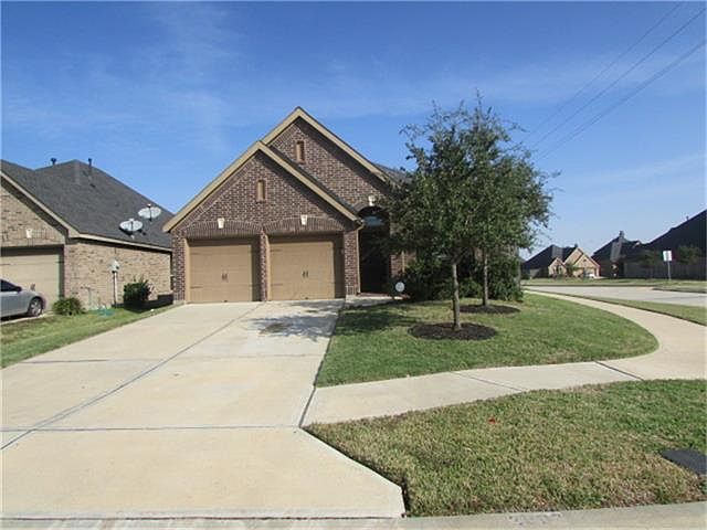 1st image of 2802 Driftwood Bend Dr
