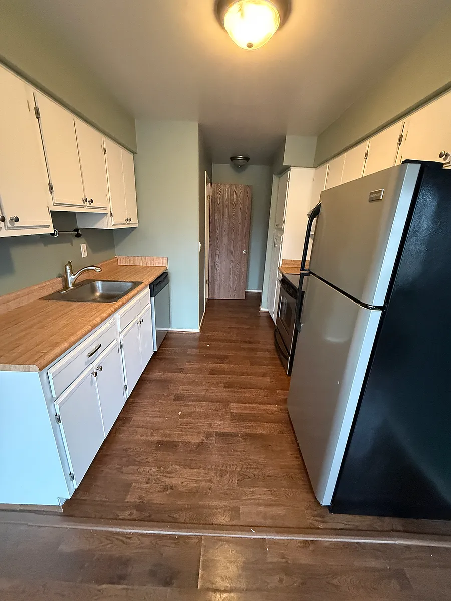 Building Photo - 2041 N Arbor Way Dr #71