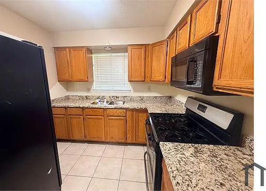 6411 Bluestone Dr — Photo 5