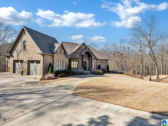3rd image of 8330 Dogwood Ln