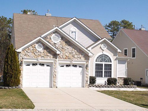 1st image of 11 Longport Ct