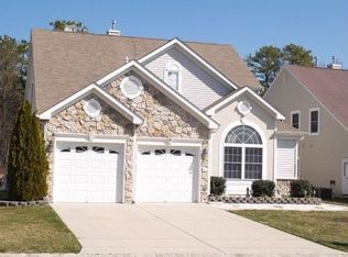 11 Longport Ct, Waretown, NJ 08758