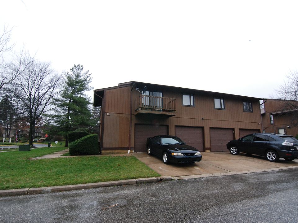 2nd image of 386 West Ct