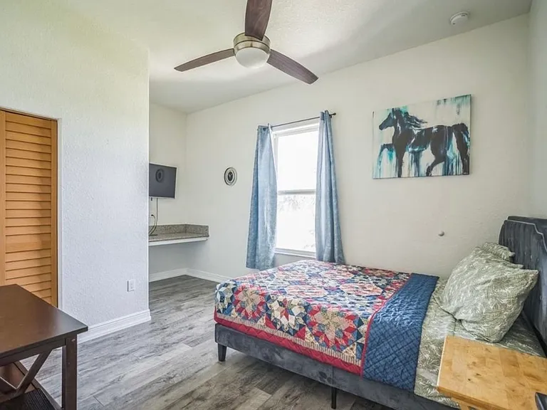 10517 Camelia Dr — Photo 8