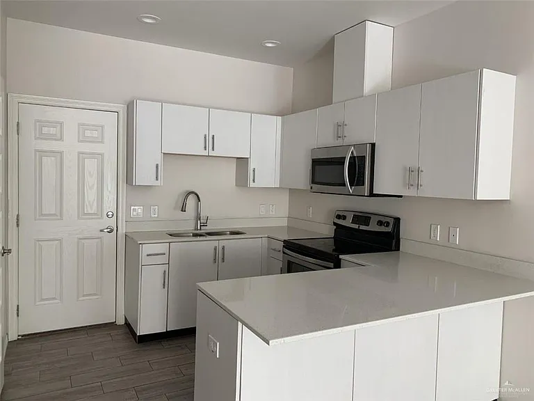 416 Teague Ave #2 — Photo 2
