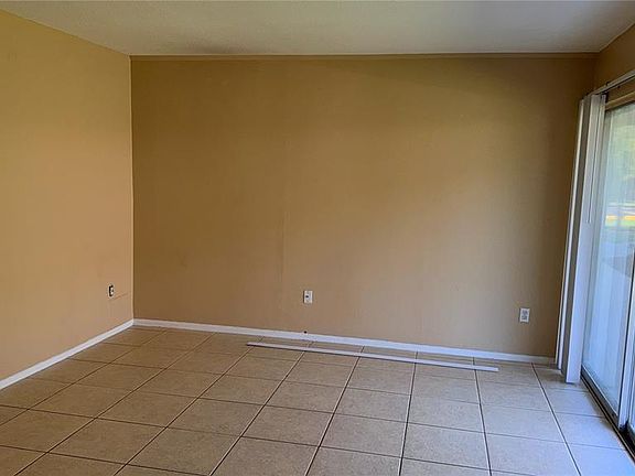 5th image of 2920 CLARK ROAD #102