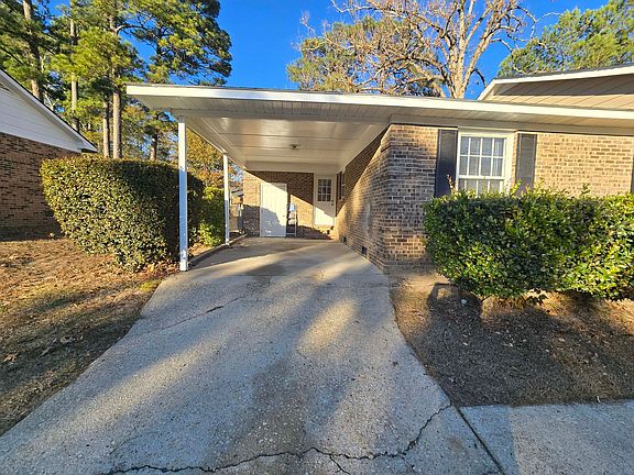 3rd image of 409 Glen Canyon Dr