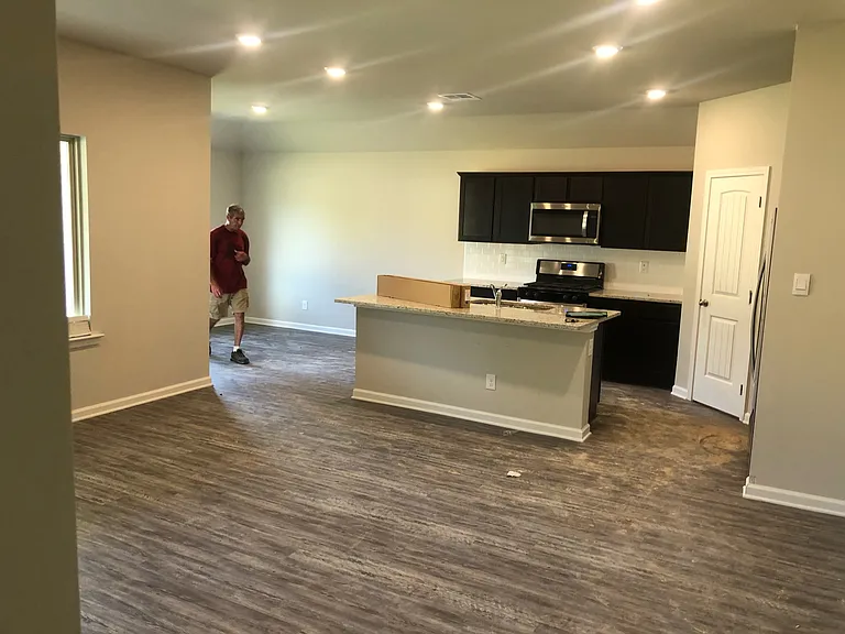 44081 Covington Rdg — Photo 2