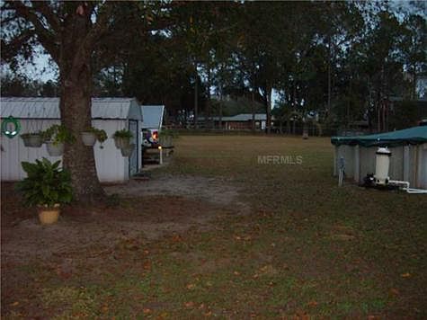 4th image of 293 S Magnolia Ave
