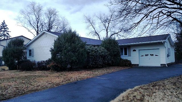 1st image of 16 Kalina Dr