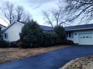 16 Kalina Dr, Saugerties, NY 12477