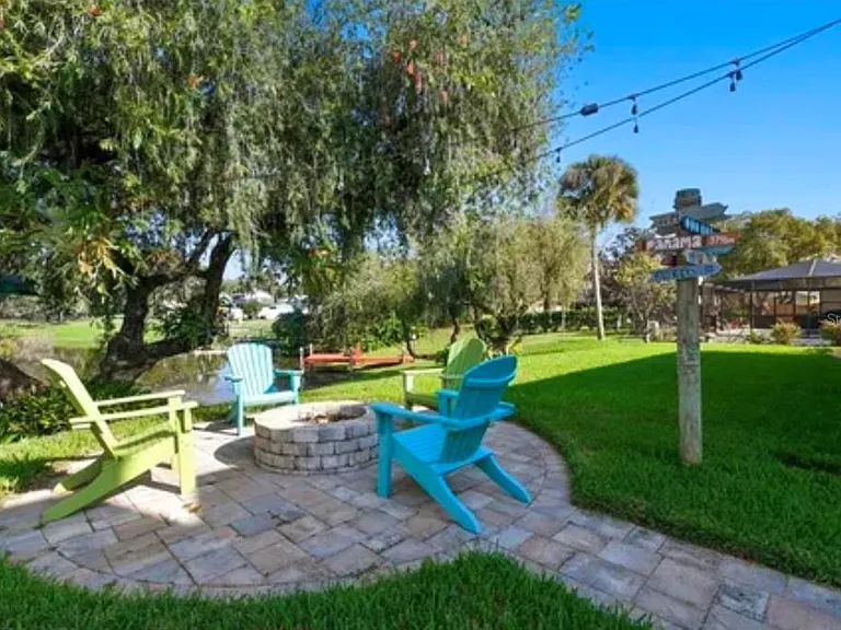 1326 Corner Oaks Dr — Photo 21