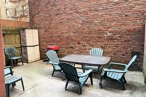 Rented by Sotheby's International Realty | media 17