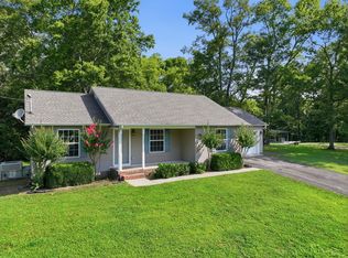 1028 Mikey Ct, Culleoka, TN 38451
