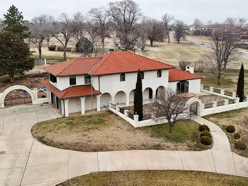 1st image of 2041 Ridgeview Rd