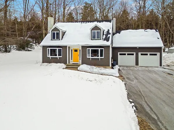 32 Andrew Terrace, Oakland, ME 04963
