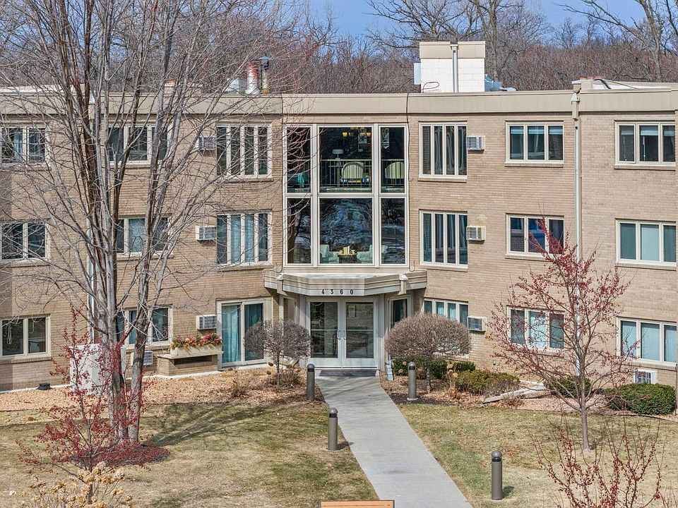 1st image of 4360 Brookside Ct APT 304