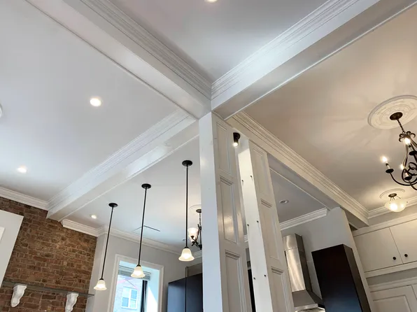 350 Irving Avenue image 3 of 15