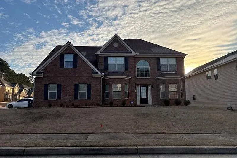 106 Dustin Dr photo 1