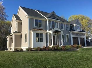 9 Hastings St, Wellesley, MA 02481