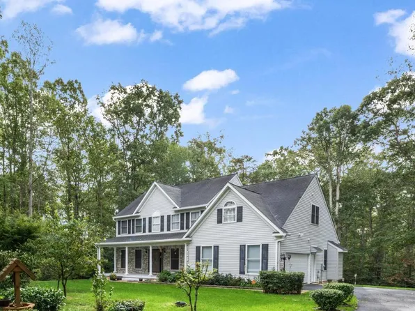 23 Longwood Dr, Stafford, VA 22556