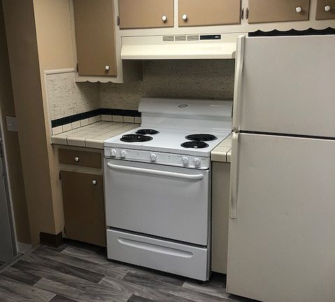 4th image of 22 E Pennsylvania Ave APT 3