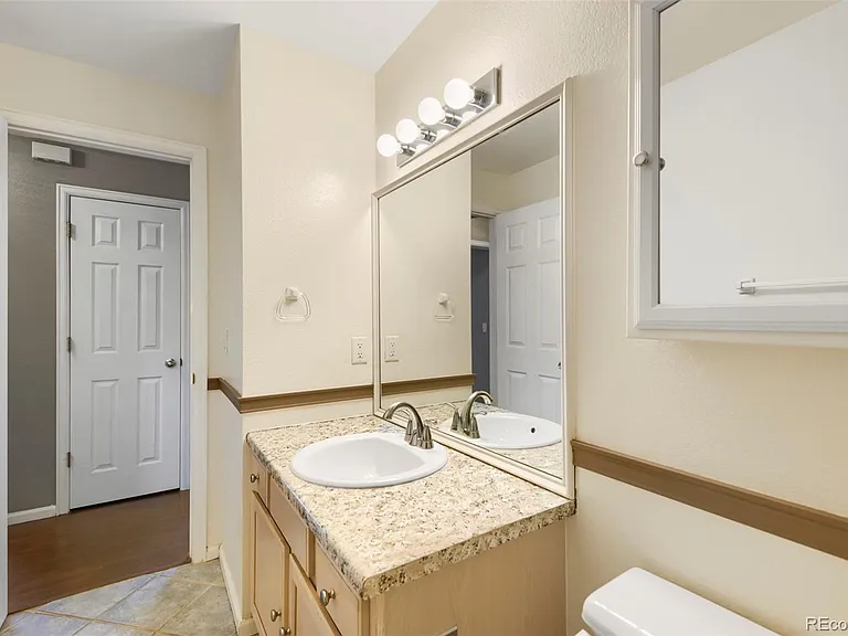 2575 S Syracuse Way #H104 — Photo 23