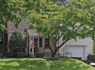 22 James St, Morristown, NJ 07960