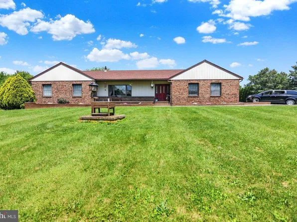 6877 Old Route 22, Bethel, PA 19507