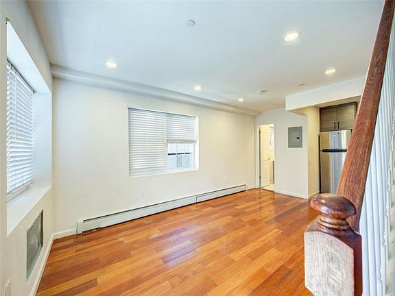 5th image of 4046 De Reimer Ave Unit 2