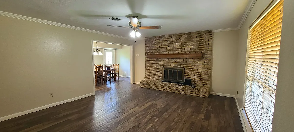 Building Photo - 108 Magnolia Way