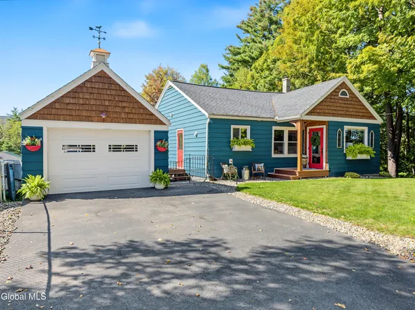 21 Paris Avenue, Corinth, NY 12822
