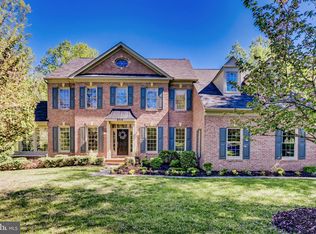 9719 Watts Branch Dr, Rockville, MD 20850