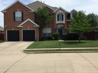 5708 Oakmont Ln, Haltom City, TX 76137