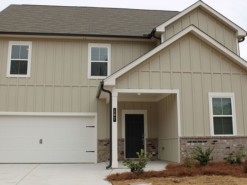 1st image of 207 Summerwood Ln