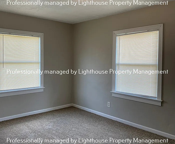 7544 Wilder Ave — Photo 13