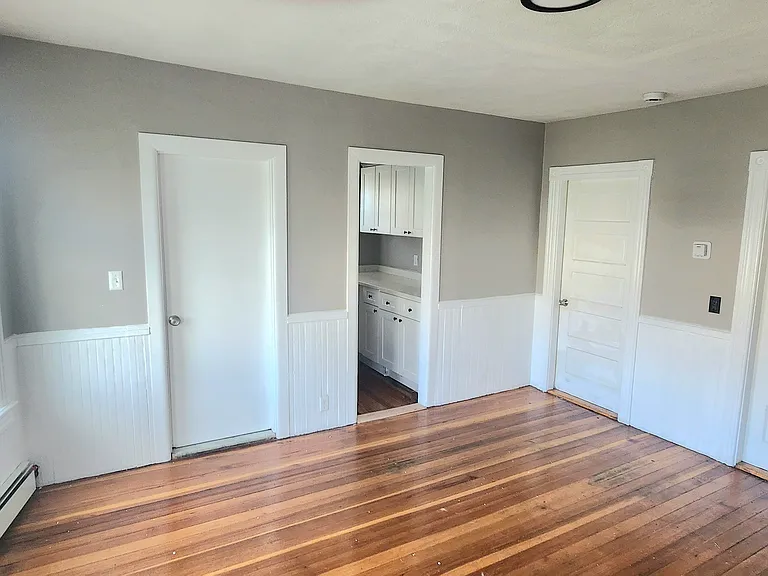 65 W Cole St #3R — Photo 3