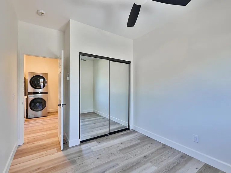5366 W Falls View Dr — Photo 9