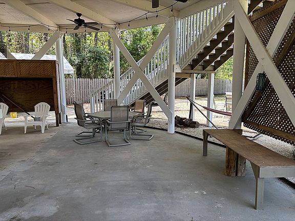 4th image of 40 Sandpiper Dr