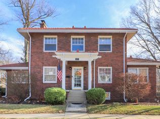 17 Broadway Pl, Normal, IL 61761