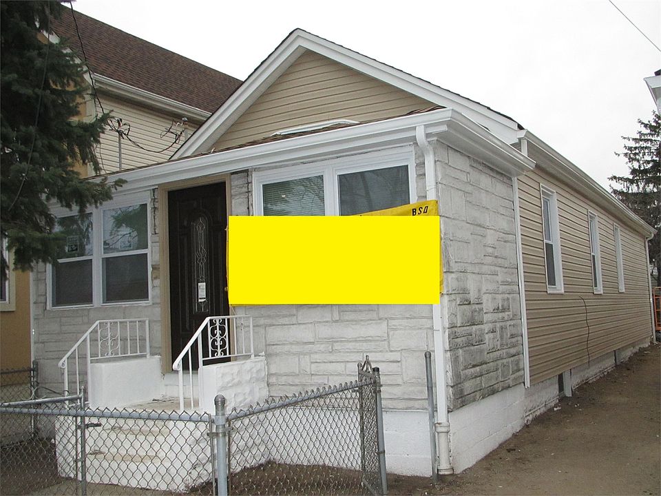 1st image of 1835 Rockaway Pkwy #1