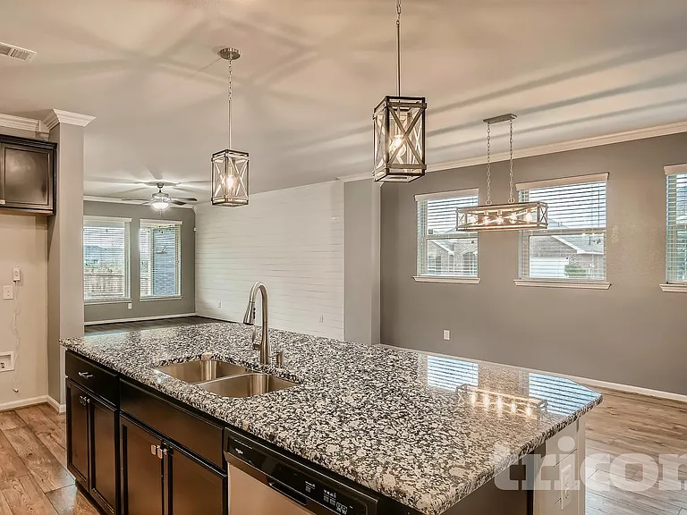 1592 Sugarberry Dr — Photo 15